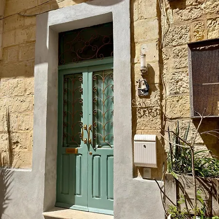 Dar Divinus - Eat, Wine, Sleep * Rabat
